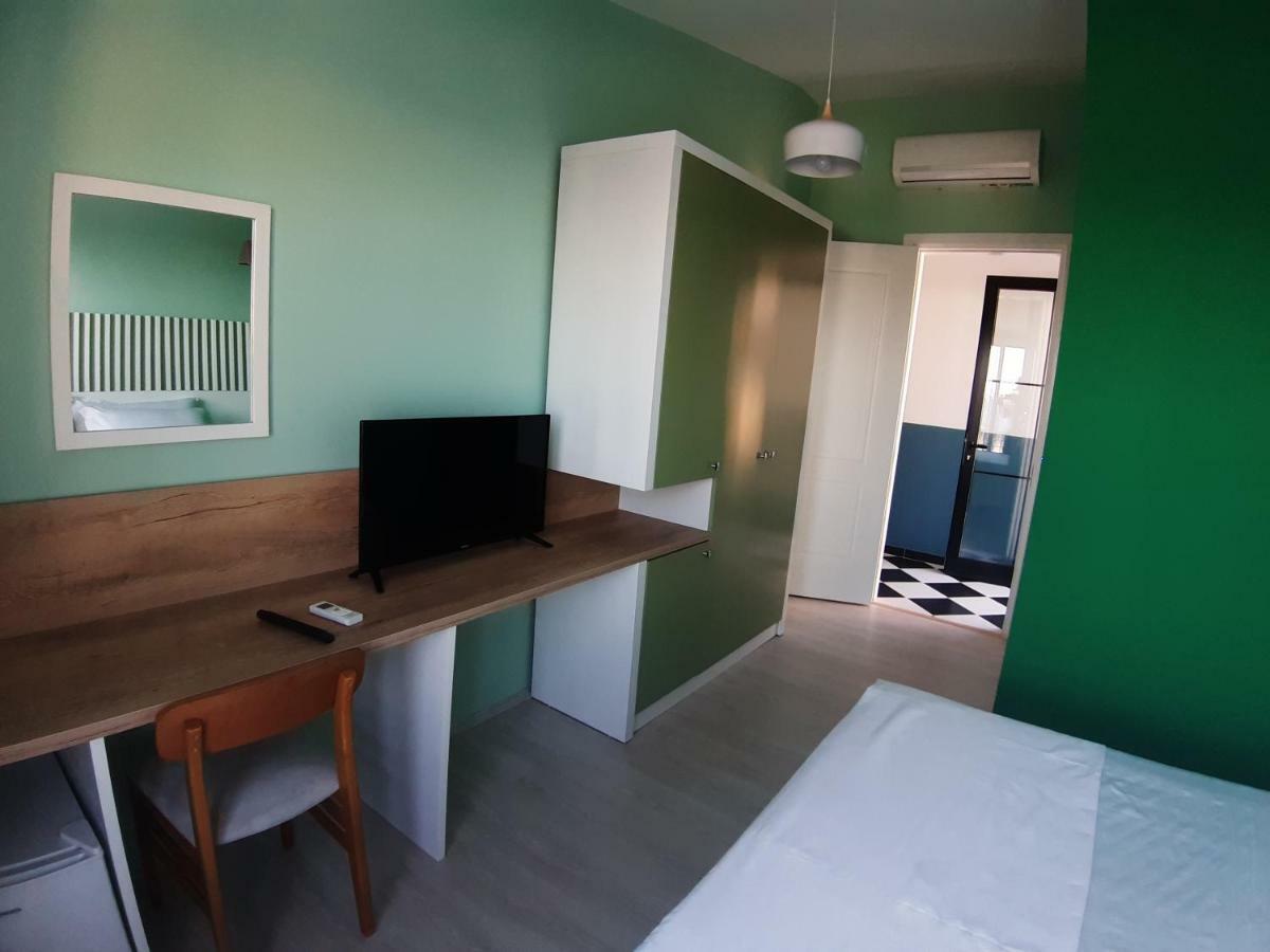 Bistrica Hotel Sarandë 外观 照片