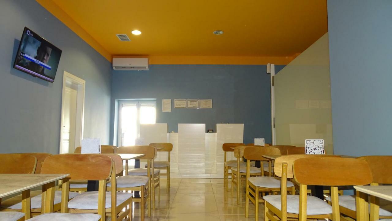 Bistrica Hotel Sarandë 外观 照片