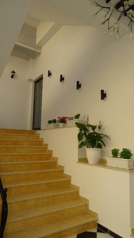 Bistrica Hotel Sarandë 外观 照片