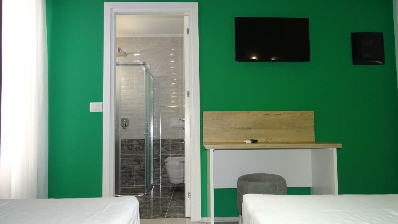 Bistrica Hotel Sarandë 外观 照片