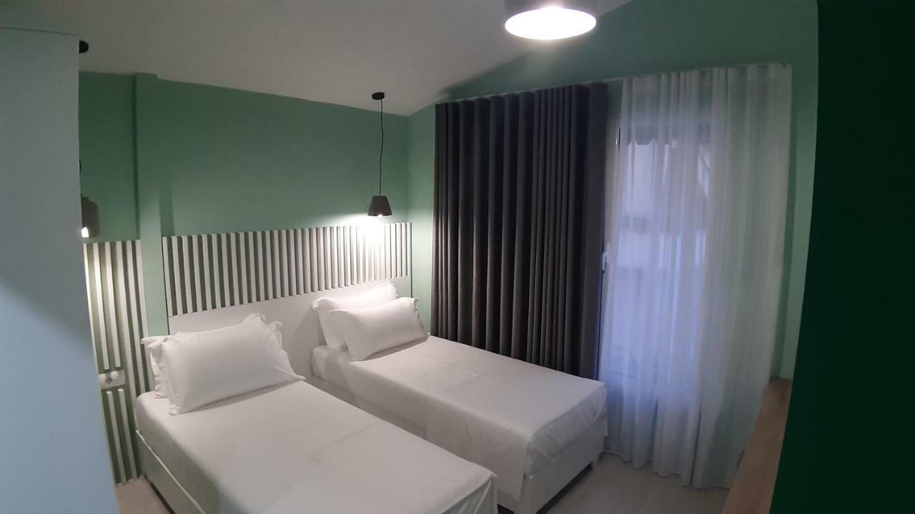 Bistrica Hotel Sarandë 外观 照片